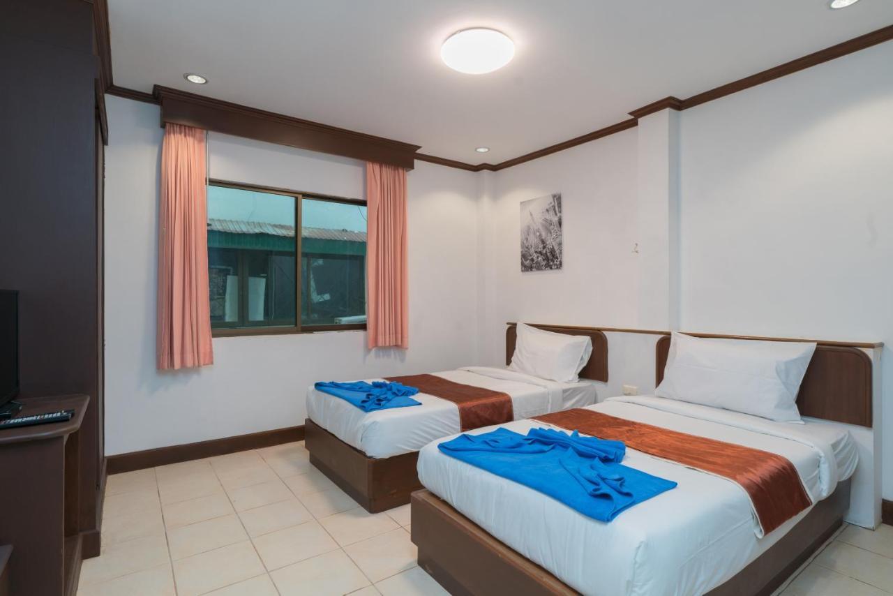 Knock Knock Beach Boutique Hotel Patong Luaran gambar