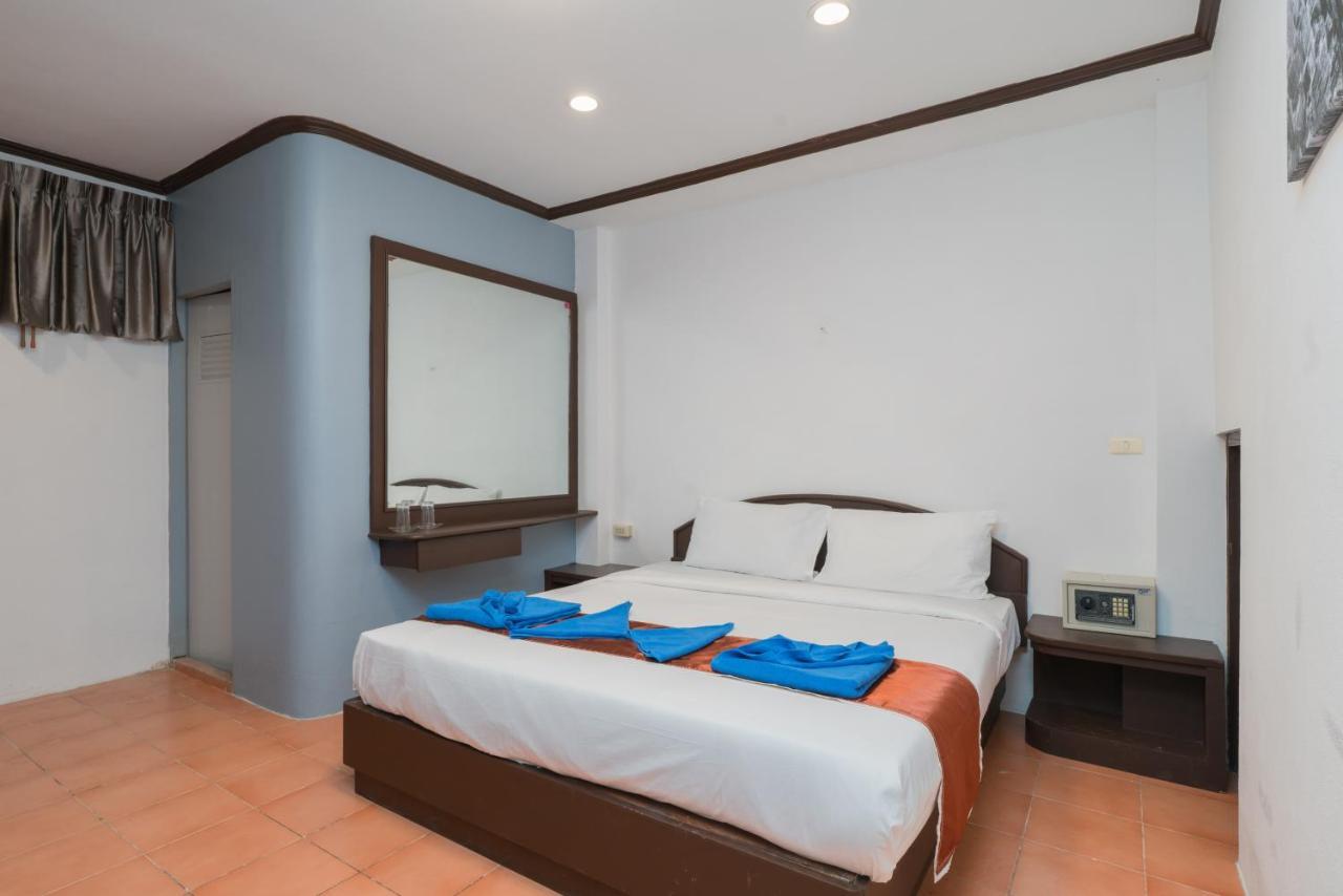 Knock Knock Beach Boutique Hotel Patong Luaran gambar