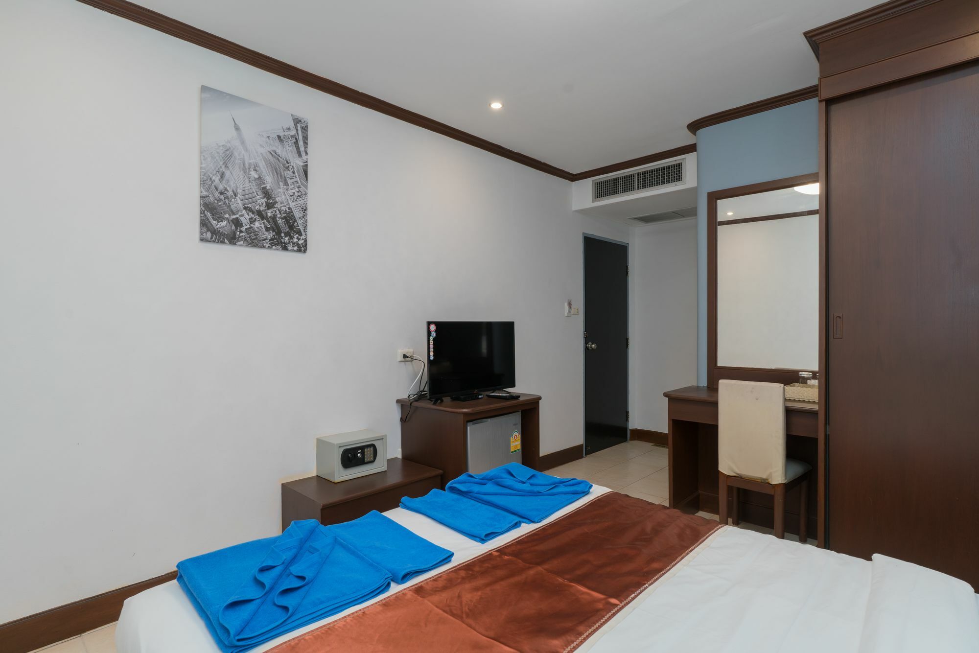 Knock Knock Beach Boutique Hotel Patong Luaran gambar